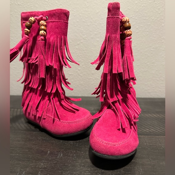 Sitos fuchsia fringe moccasin style zip boot, with bead accent. Baby sz 4 - Picture 1 of 9